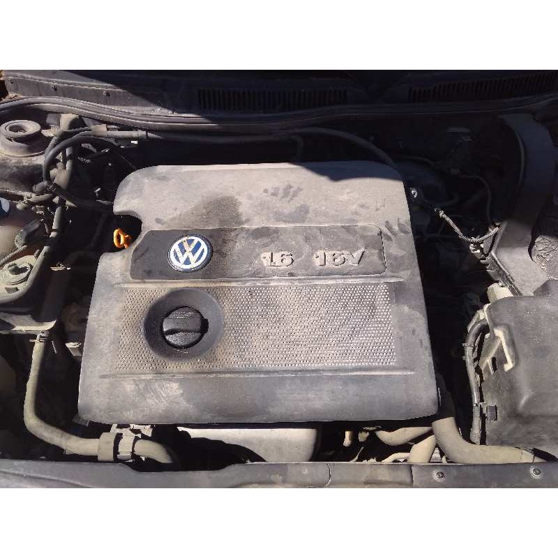 VOLKSWAGEN GOLF IV BERLINA (1J1)