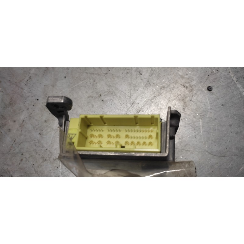 Recambio de centralita airbag para toyota corolla (e12) 1.4 d-4d luna compact referencia OEM IAM 8917002370 - Rojo 2