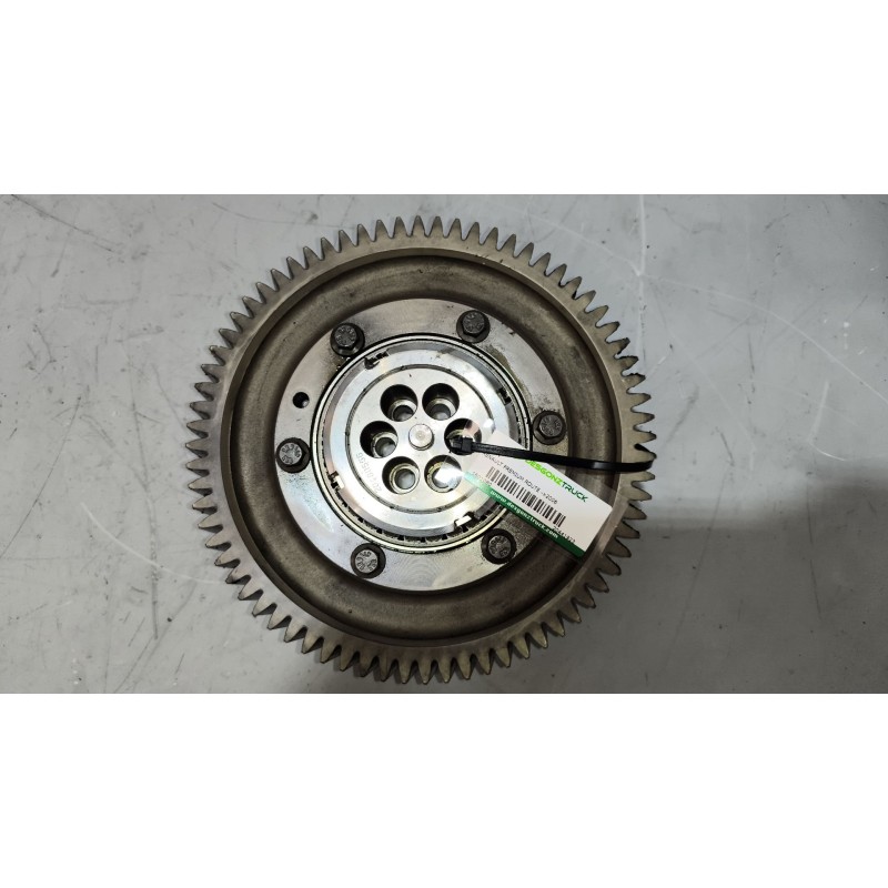 Recambio de piñon para renault premium route 2006 fas 4x2 larga distancia referencia OEM IAM 20441923  