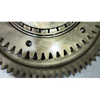 Recambio de piñon para renault premium route 2006 fas 4x2 larga distancia referencia OEM IAM 20441923  