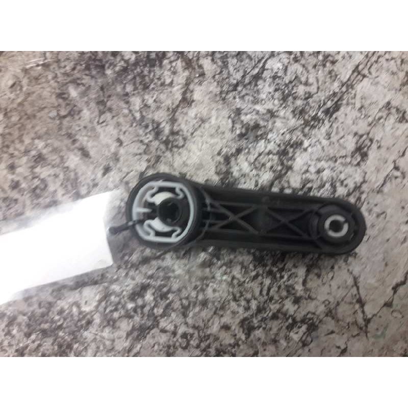 Recambio de maneta elevalunas trasera izquierda para volkswagen polo berlina (6n1) básico referencia OEM IAM 1H0837581C - Blanco 2