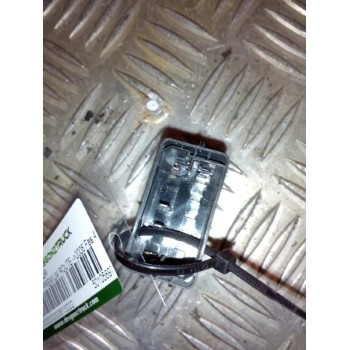 Recambio de interruptor para renault premium route 2006 fas 4x2 larga distancia referencia OEM IAM 5010589789  
