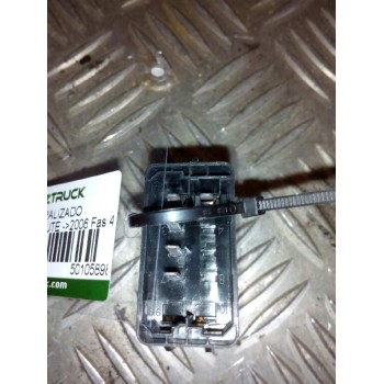 Recambio de mando cierre centralizado para renault premium route 2006 fas 4x2 larga distancia referencia OEM IAM 5010589808  
