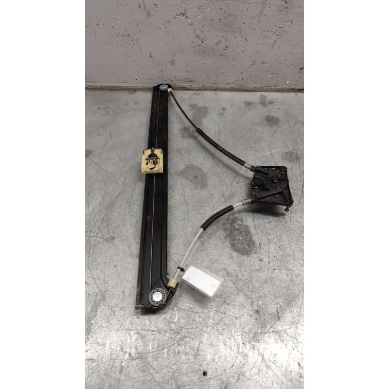 Recambio de elevalunas delantero derecho para volkswagen crafter furgoneta (sy_, sx_) 2.0 tdi referencia OEM IAM 7C0837462A - Blanco 2