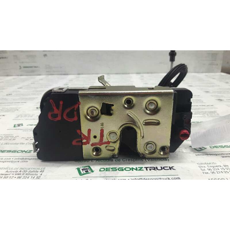 Recambio de cerradura puerta trasera derecha para peugeot 307 berlina (s2) xt referencia OEM IAM 4