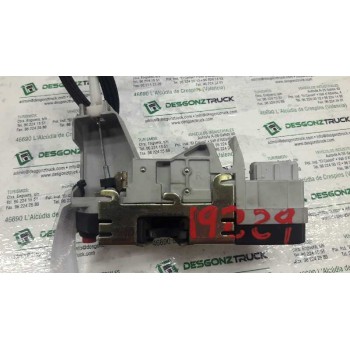 Recambio de cerradura puerta trasera derecha para peugeot 307 berlina (s2) xt referencia OEM IAM   