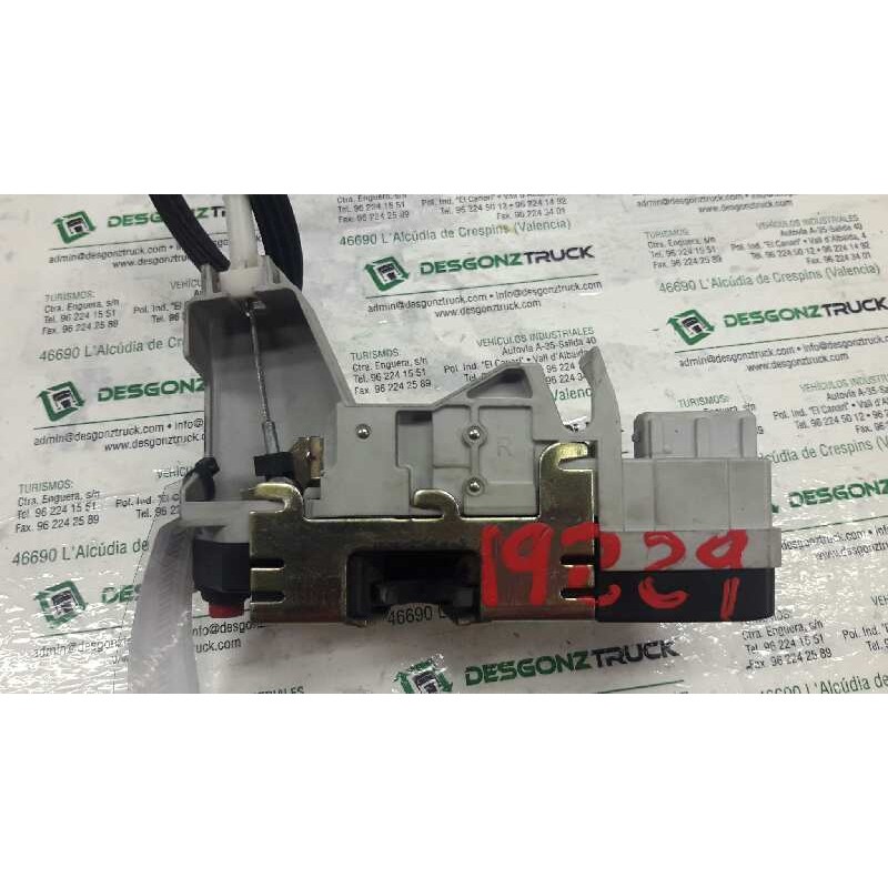 Recambio de cerradura puerta trasera derecha para peugeot 307 berlina (s2) xt referencia OEM IAM 5
