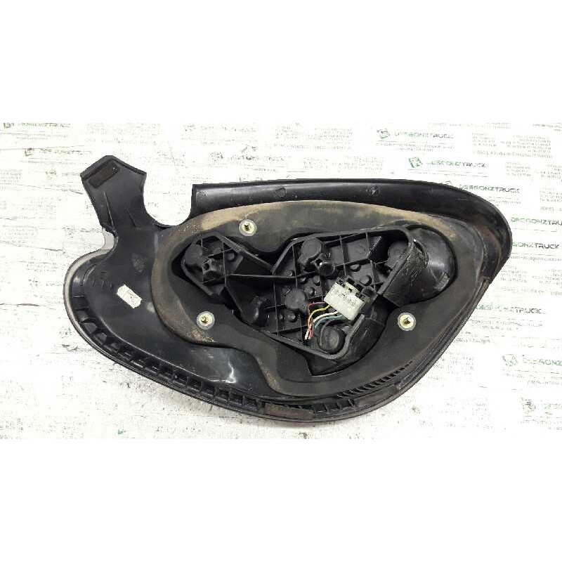 Recambio de piloto trasero derecho para fiat bravo (182) 1.9 d sx referencia OEM IAM 2