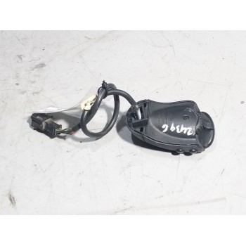 Recambio de mando radio para renault magnum ab 2005 12.8 diesel referencia OEM IAM 742101463901  