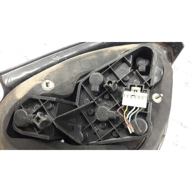 Recambio de piloto trasero derecho para fiat bravo (182) 1.9 d sx referencia OEM IAM 3