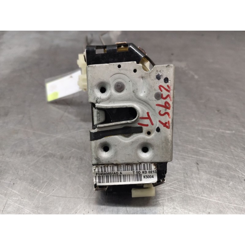 Recambio de cerradura puerta trasera izquierda para jeep compass (mk49) 2.2 crd referencia OEM IAM p04589651ada  