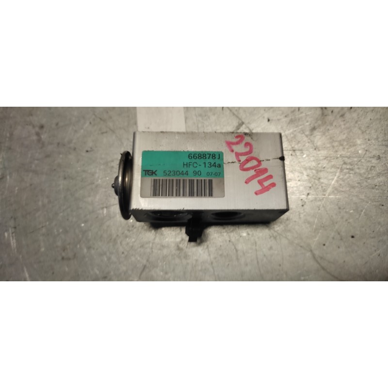 Recambio de valvula expansion para renault clio iii authentique referencia OEM IAM 668878J - Rojo 3