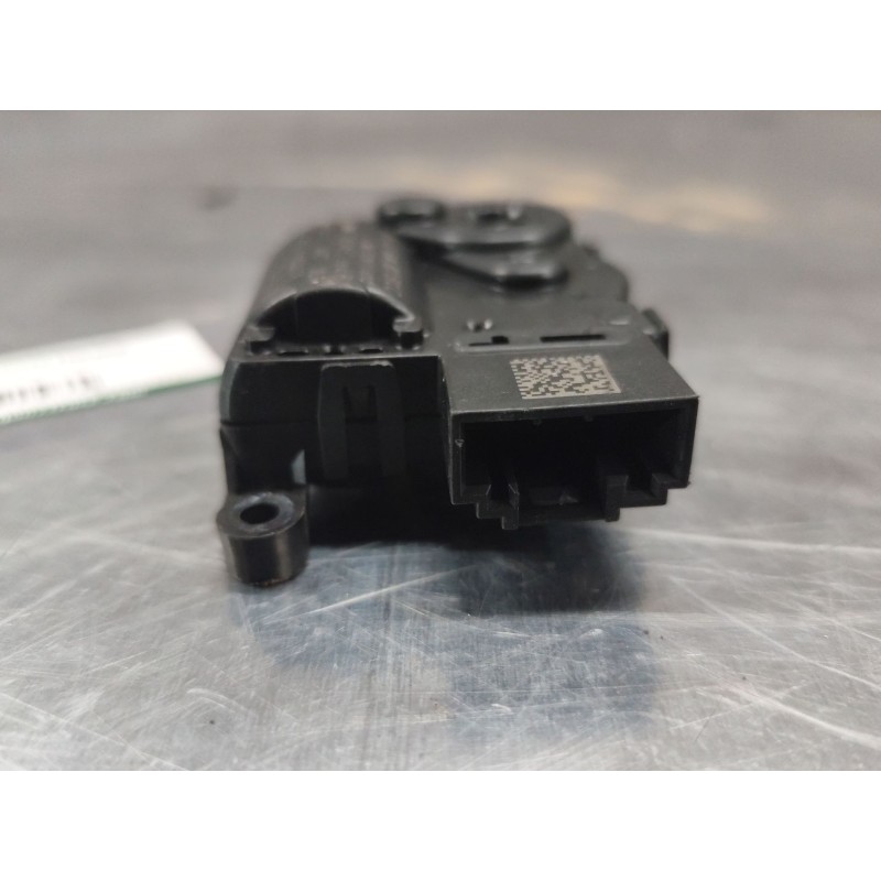 Recambio de motor apertura trampillas climatizador para audi q3 (f3b) 35 tdi quattro referencia OEM IAM 5WA907511C - Blanco 2