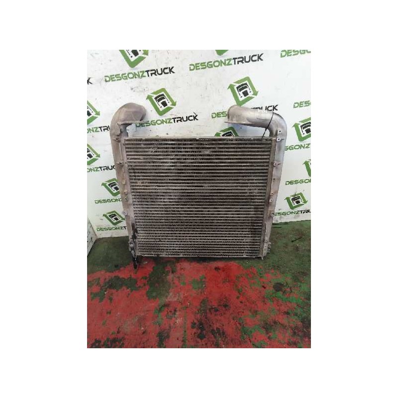 Recambio de intercooler para scania serie p/g/r (c-clase) fsa 420 (4x2) corto cp 13 / 14 b referencia OEM IAM 1790041 23976 80 , - Blanco