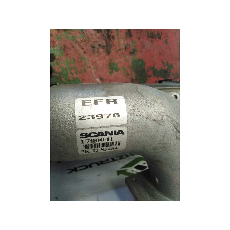 Recambio de intercooler para scania serie p/g/r (c-clase) fsa 420 (4x2) corto cp 13 / 14 b referencia OEM IAM 1790041 23976 80 , - Blanco 2