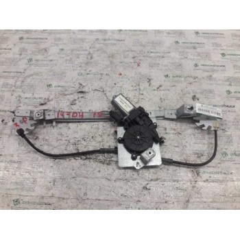 ELEVALUNAS DELANTERO IZQUIERDO D239905454500007 090508 2 PINS