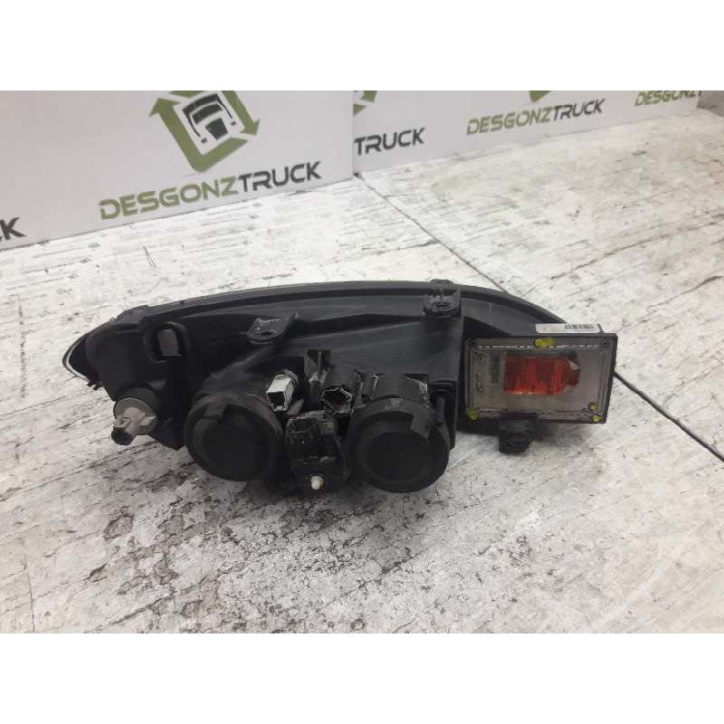 Recambio de faro izquierdo para nissan primera berlina (p11) básico referencia OEM IAM 89005899 XENON 5