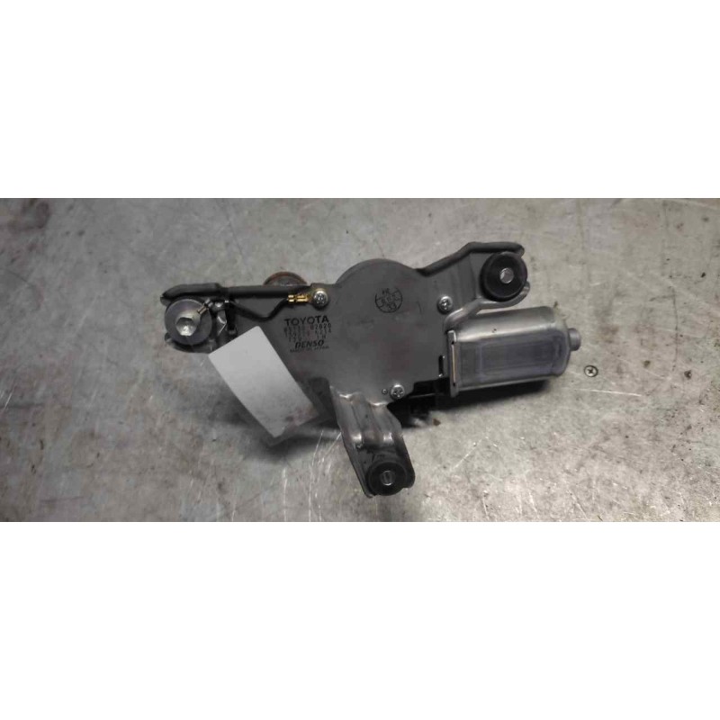 Recambio de motor limpia trasero para toyota corolla (e12) 1.4 d-4d luna compact referencia OEM IAM 8513002020 - Rojo 2