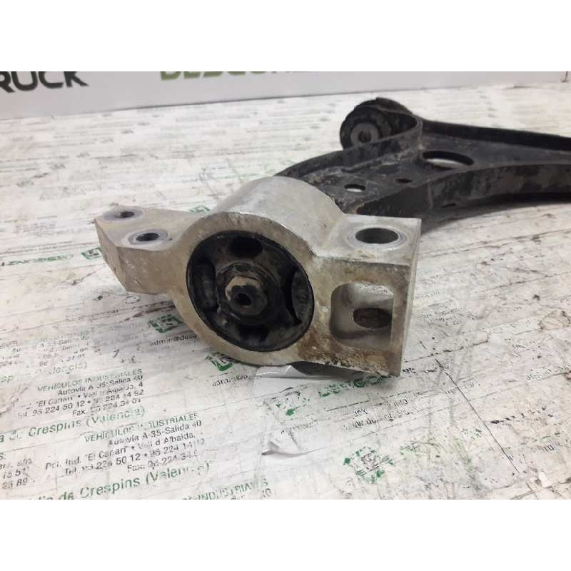 Recambio de brazo suspension inferior delantero izquierdo para volkswagen caddy ka/kb (2k) furg. referencia OEM IAM - Blanco 2