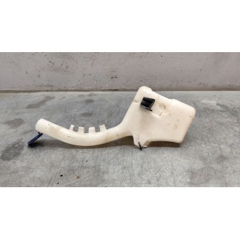 Recambio de deposito limpia para ford fiesta (cbk) ambiente referencia OEM IAM 2S6117618AH  