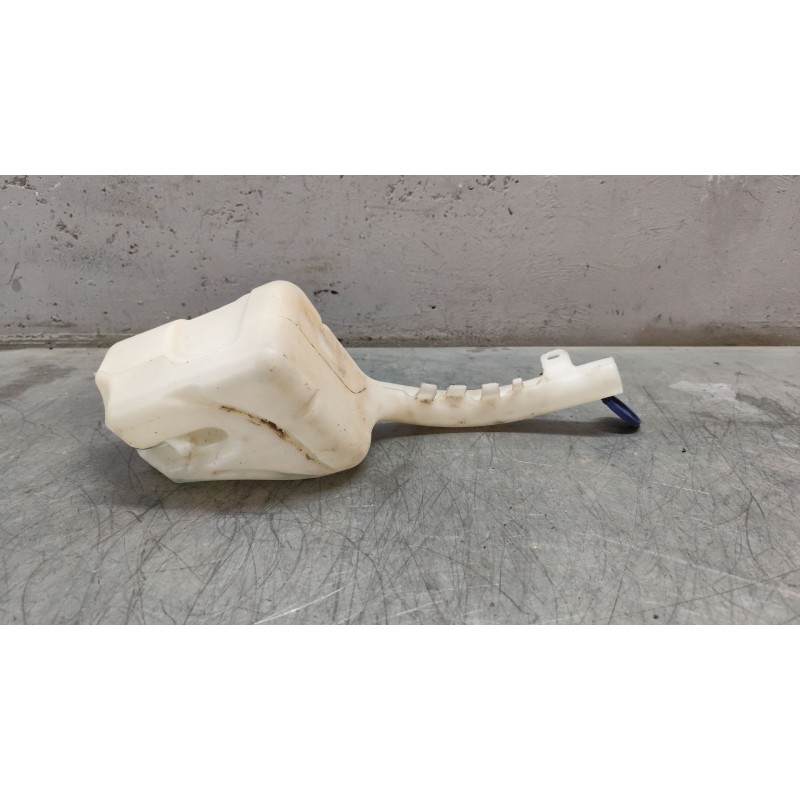 Recambio de deposito limpia para ford fiesta (cbk) ambiente referencia OEM IAM 2S6117618AH - Rojo 3