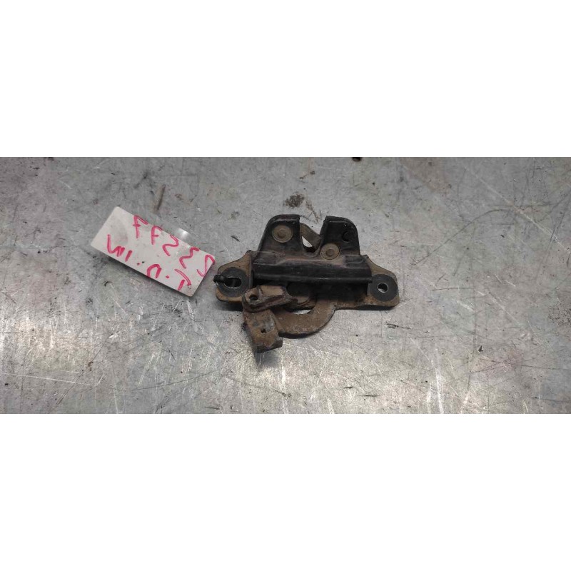 Recambio de cerradura puerta carga para citroën berlingo 1.9 d cumbre familiar referencia OEM IAM  INFERIOR DERECHA - Gris 2
