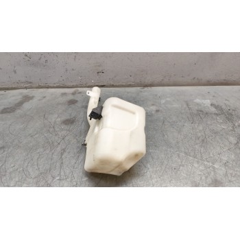 Recambio de deposito limpia para ford fiesta (cbk) ambiente referencia OEM IAM 2S6117618AH  