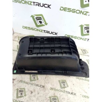 Recambio de estribo izquierdo para renault trucks mascott 160 dxi referencia OEM IAM   