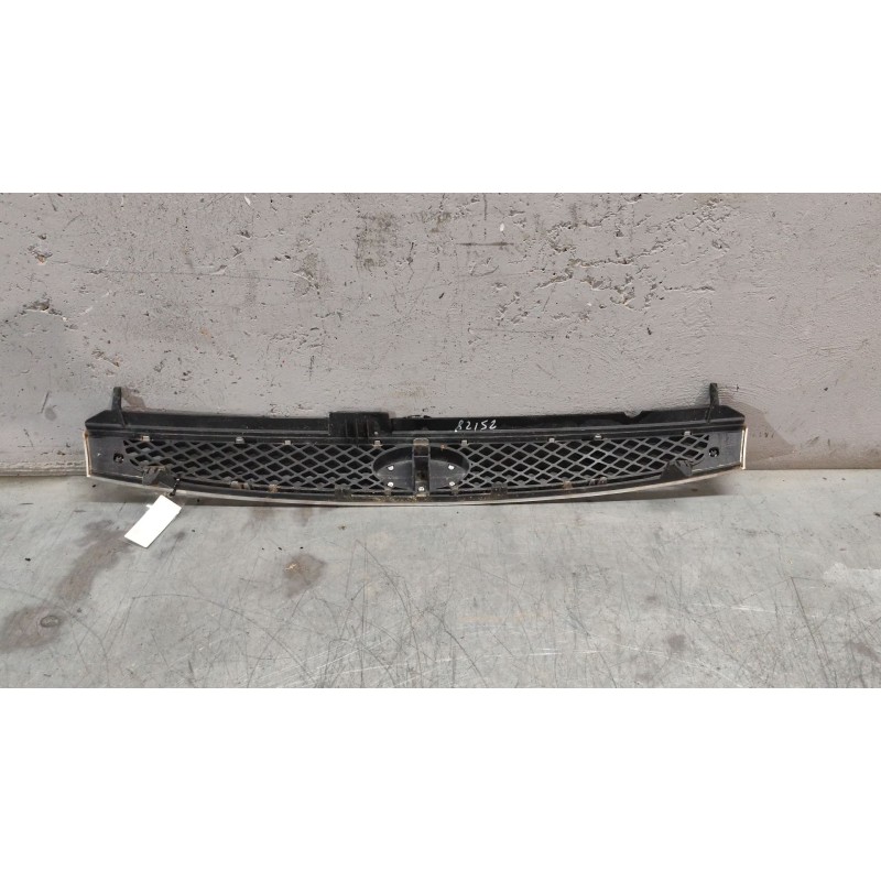 Recambio de rejilla delantera central para ford fiesta (cbk) ambiente referencia OEM IAM - Rojo 2