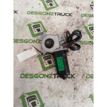 MOTOR ELEVALUNAS DELANTERO DERECHO 81286016126 