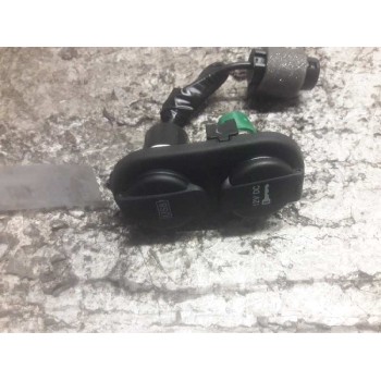 Recambio de entrada aux para fiat fiorino referencia OEM IAM 2700920213 3 PINS 