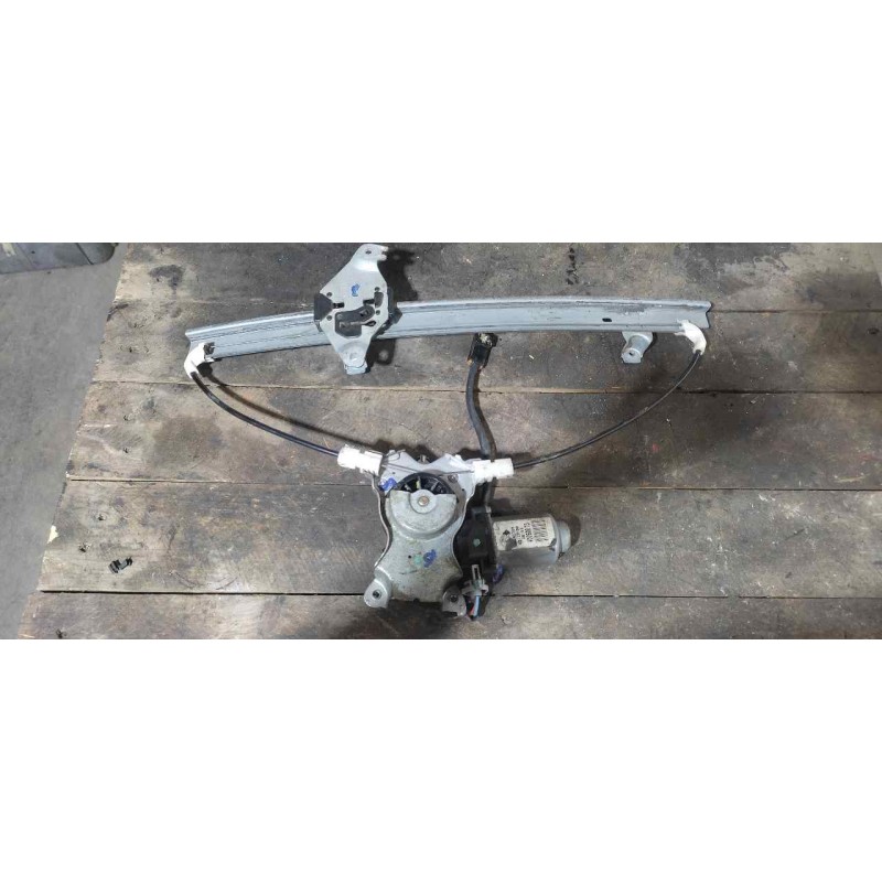 Recambio de elevalunas delantero derecho para nissan primera berlina (p11) 2.0 navigation referencia OEM IAM 400600T3  