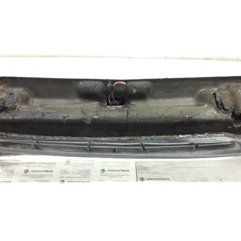 Recambio de paragolpes trasero para ford escort berlina/turnier celebration berlina referencia OEM IAM 8