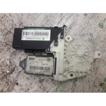 MOTOR ELEVALUNAS DELANTERO DERECHO 1C1959802A 105527301 9776105415301