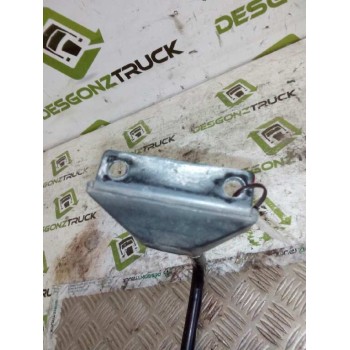 Recambio de brazo retrovisor izquierdo para nissan trucks l35.09 ... referencia OEM IAM   