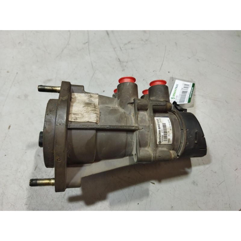 Recambio de valvula aire para man tg - a 18.480 12.4 diesel referencia OEM IAM 81521306275 K000926 VALVULA TRANSMISOR DE FRENO - Blanco