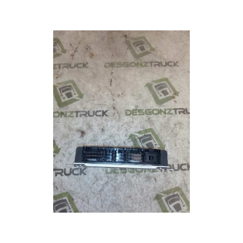 Recambio de modulo electronico para iveco eurocargo tector chasis  (modelo 75 e 15) larga distancia referencia OEM IAM 504005455 - Blanco 3