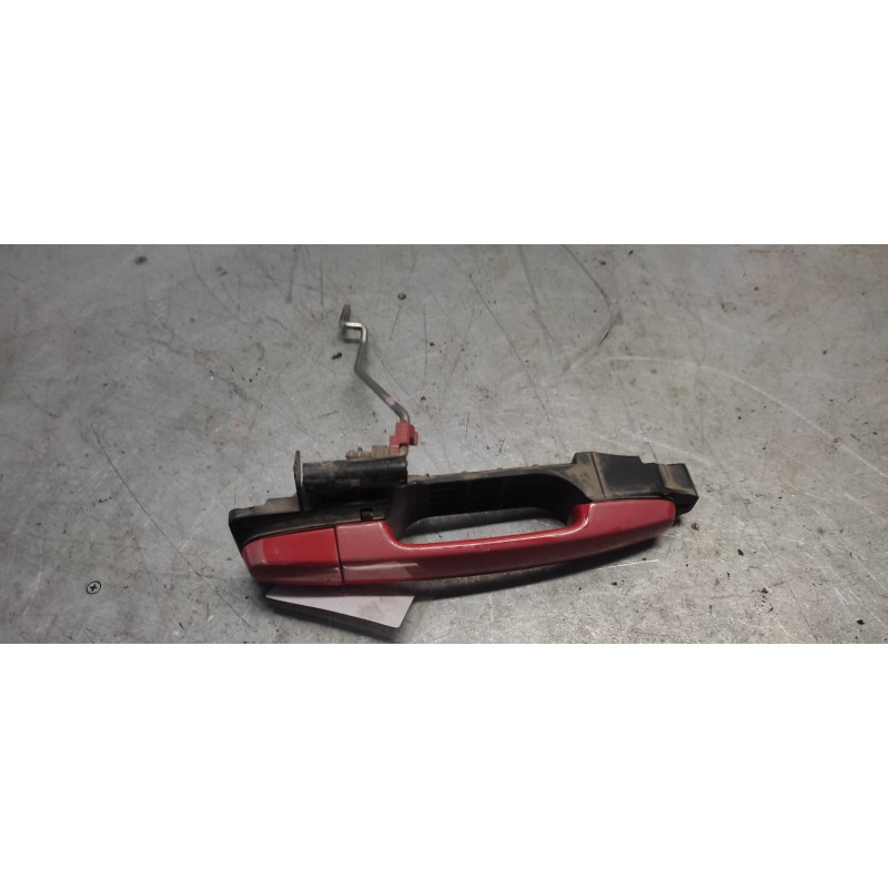 Recambio de maneta exterior delantera derecha para toyota corolla (e12) 1.4 d-4d luna compact referencia OEM IAM - Rojo