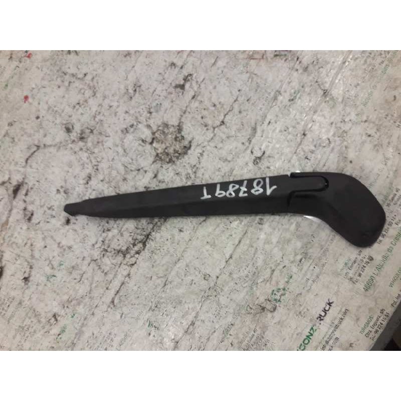 Recambio de brazo limpia trasero para ford focus lim. (cb4) titanium referencia OEM IAM   