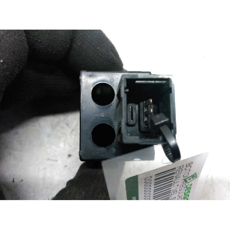 Recambio de boton regulacion altavoces para renault vel satis (bj0) expression referencia OEM IAM 8200002435 BOTON ALTAVOCES 2
