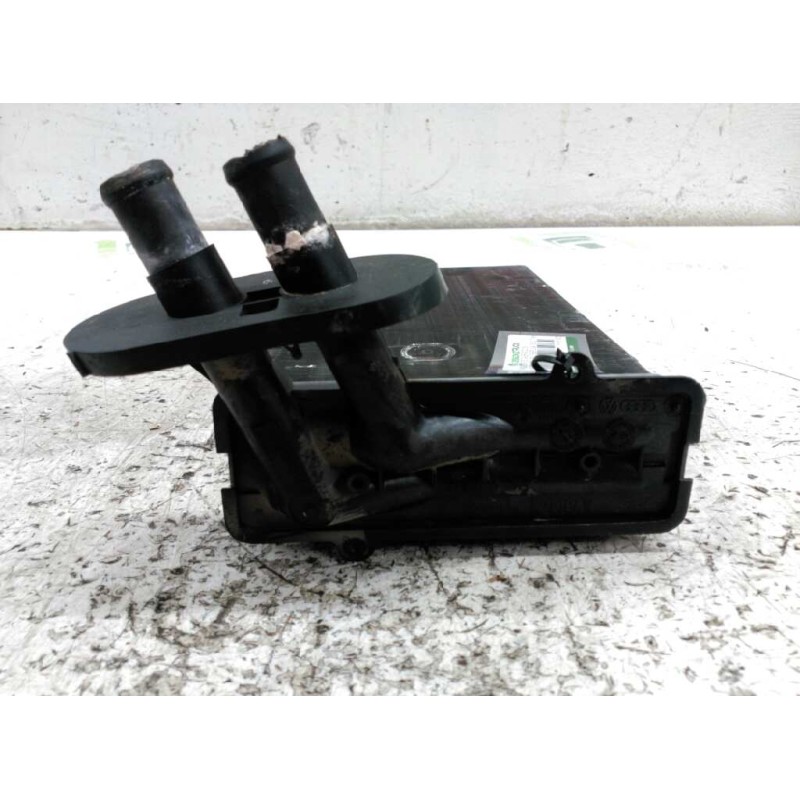 Recambio de radiador calefaccion / aire acondicionado para volkswagen polo berlina (6n2) trendline referencia OEM IAM 1H1819031A - Negro 2