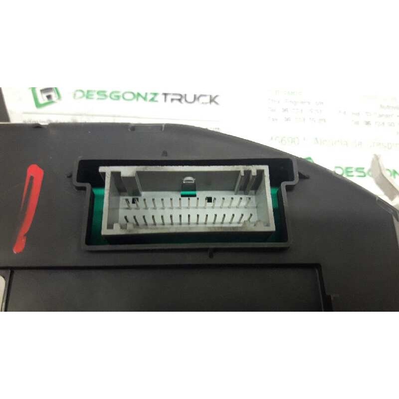 Recambio de cuadro instrumentos para renault megane ii berlina 3p referencia OEM IAM 8200399700 3
