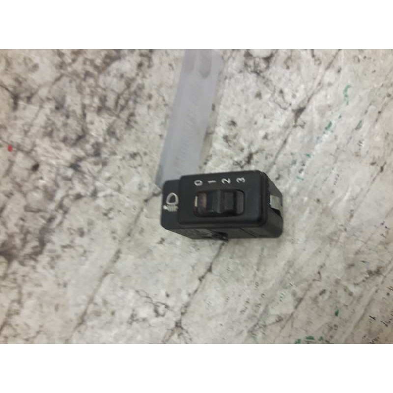 Recambio de boton regulacion de faros para opel agila básico referencia OEM IAM 90346276 4 PINS 90387093