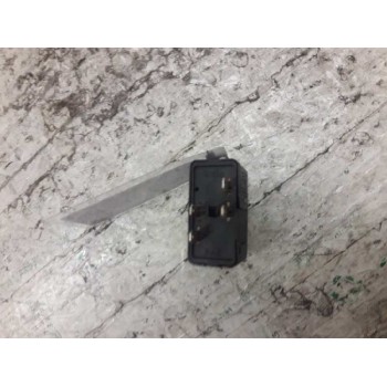 Recambio de boton regulacion de faros para opel agila básico referencia OEM IAM 90346276 4 PINS 90387093