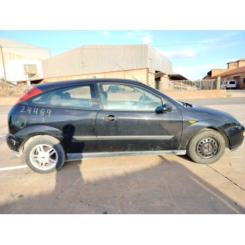 ford focus berlina (cak) del año 2001