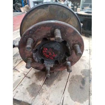 Recambio de buje delantero para nissan cabstar e referencia OEM IAM 40204F3900  