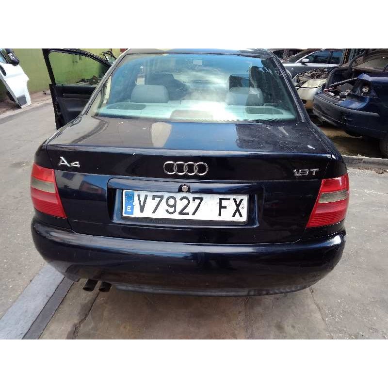 AUDI A4 BERLINA (B5)