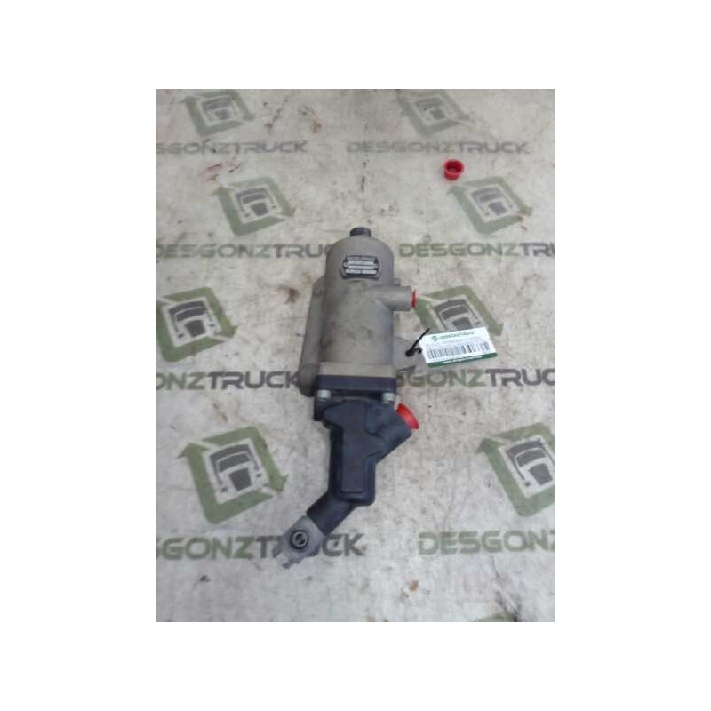 Recambio de bombin embrague para iveco eurocargo tector chasis  (modelo 75 e 15) larga distancia referencia OEM IAM SM1A 06281 5 - Blanco
