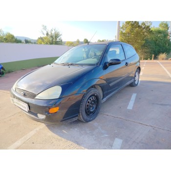 ford focus berlina (cak) del año 2001