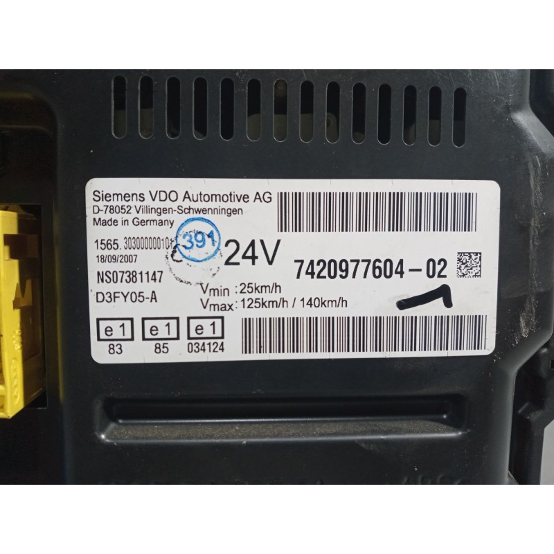 Recambio de cuadro instrumentos para renault magnum ab 2005 12.8 diesel referencia OEM IAM 7420977604 2